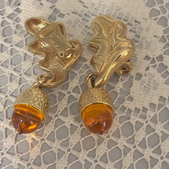 Francesca Vintage Visconti Clip Earrings - Signed, Acorns/Leaves, Italy - Picture 4 of 4